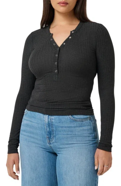 Travismathew Cloud Rib Henley In Black