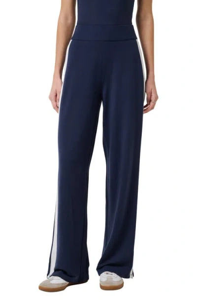 Travismathew Cloud Terry Side Stripe Varsity Sweatpants In Blue