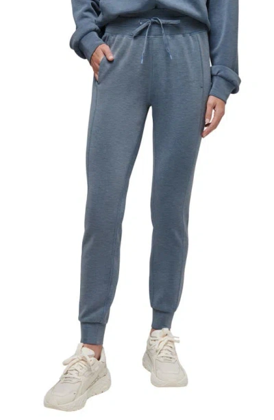 Travismathew Core Skyloft Joggers In Heather Moonlight Blue