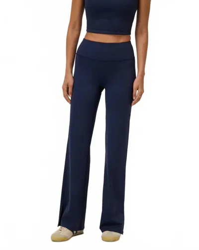 Travismathew Moveknit Bonded Pant In Navy Blazer In Blue