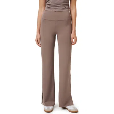 Travismathew Moveknit Bonded Pants In Brown