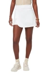 Travismathew Shifting Sands Golf Skort In Ivory