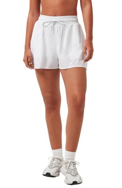Travismathew Shifting Sands Shorts In White