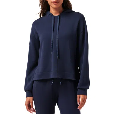 TRAVISMATHEW TRAVISMATHEW SKYLOFT HOODED SWEATSHIRT