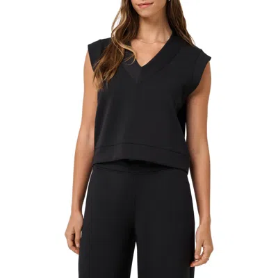 Travismathew Skyloft Soft V Neck Vest In Black