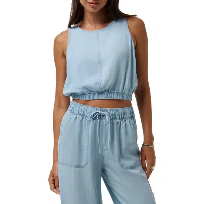 Travismathew Sleeveless Elastic Waist Crop Chambray Top In Blue