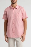 Travismathew Studebaker Regular Fit Short Sleeve Shirt In Blush