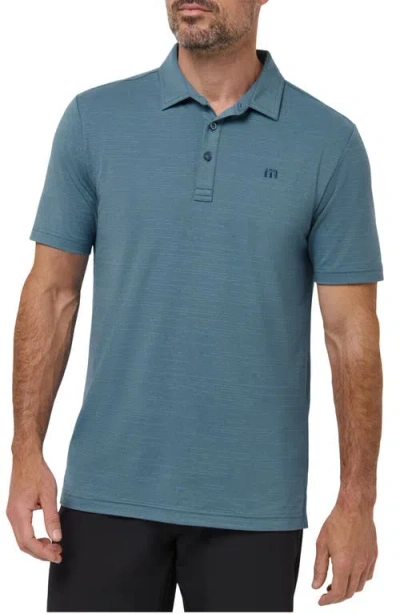 Travismathew The Heater Solid Short Sleeve Performance Polo In Blue