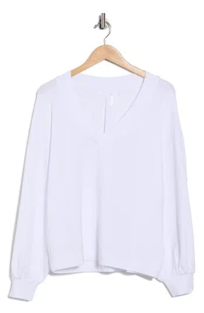 Travismathew Vip Treatment Long Sleeve T-shirt In White