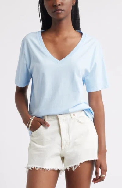 Treasure & Bond Core Cotton V-neck T-shirt
