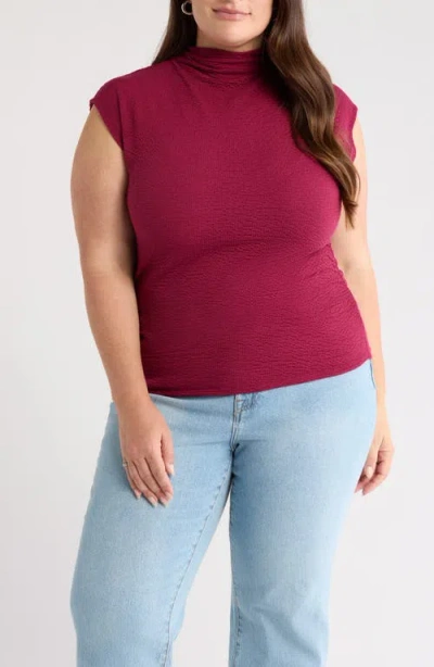 Treasure & Bond Crinkle Mock Neck Top In Burgundy