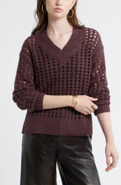 Treasure & Bond Mesh Stitch V-neck Sweater In Burgundy