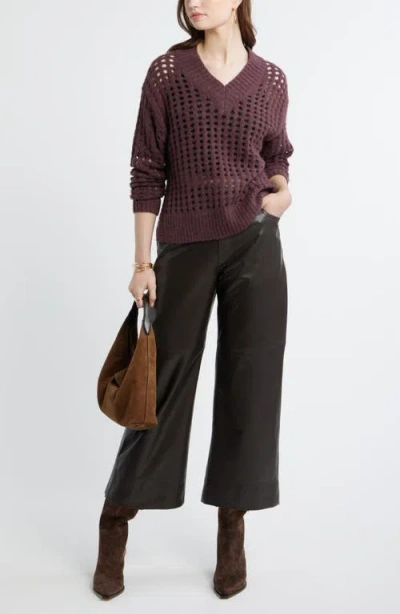 Treasure & Bond Mesh Stitch V-neck Sweater In Burgundy