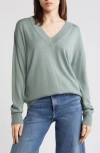 Treasure & Bond Relaxed V-neck Sweater In Green Shore