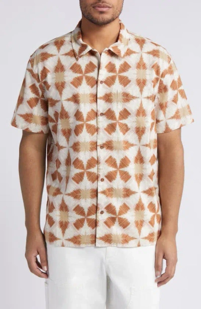 Treasure & Bond Trim Fit Geo Print Short Sleeve Linen & Cotton Button-up Shirt In Ivory- Tan Ikat Patchwork