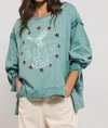 Trend:notes Americana Born Free Graphic Crewneck Top In Teal Grey In Multi
