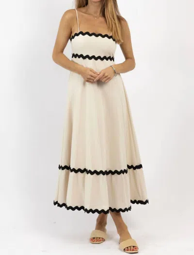 Trend:notes Nice Contrast Maxi Dress In Cream In White