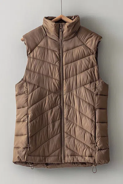 Trend:notes Quilted Chevron Puffer Vest In Brown
