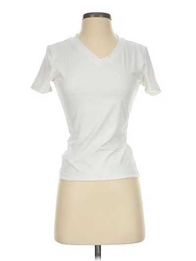 Pre-owned Trendy Queen Active T-shirt In Ivory
