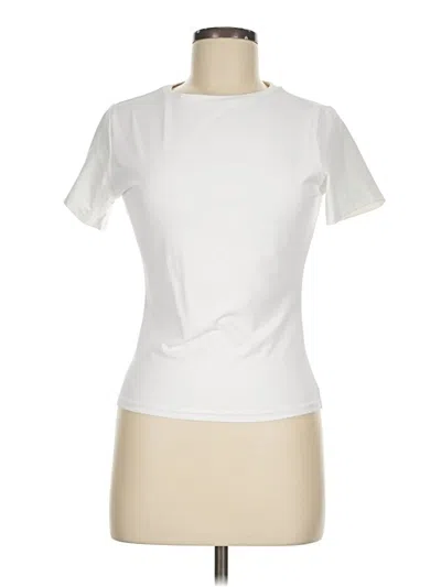 Pre-owned Trendy Queen Active T-shirt In Ivory