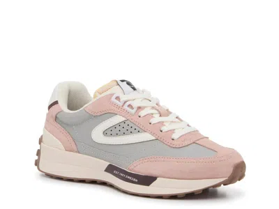 Tretorn Match Sneaker In Pink