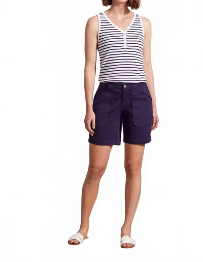 Tribal Audrey Patch Pocket Short In Navy In White