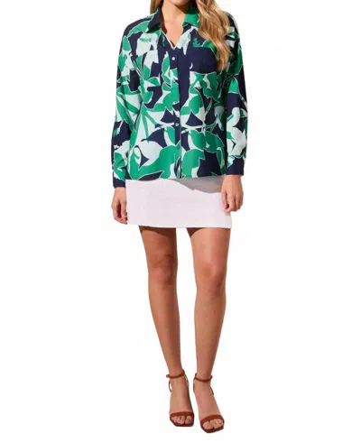 TRIBAL FOLIAGE PRINT ROLLED-SLEEVE PRINTED BLOUSE IN KELLY
