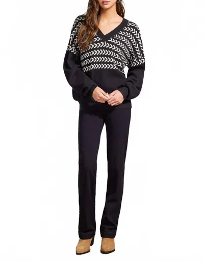 Tribal Jacquard V Neck Sweater In One Color In Black