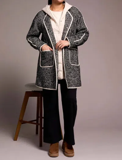 Tribal Herringbone Lightweight Fooler Coat In H Charcoal-0367 In Gray