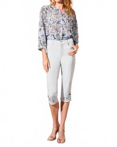 Tribal Sophia Mid Rise Embroidered Capri Jeans In Dark Water In Multi