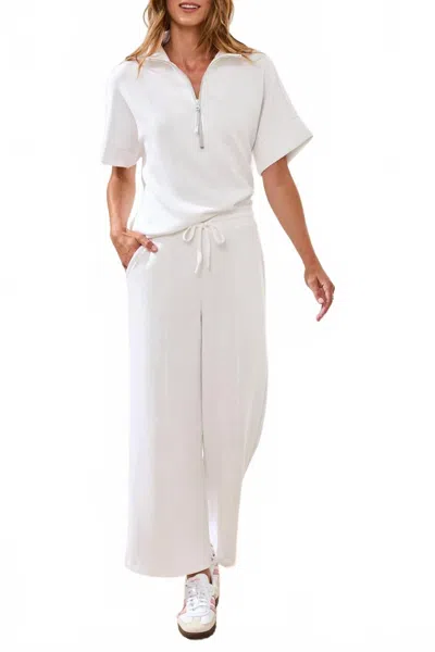 Tribal Techno Lux Pull-on Capri Pants With Drawcord In White