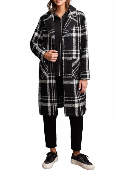 Tribal Unlined Duster Coat In Black/white