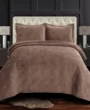Tribeca Living Capri Medallion Velvet Oversized Solid 3 Piece Quilt Set, Queen In Brown