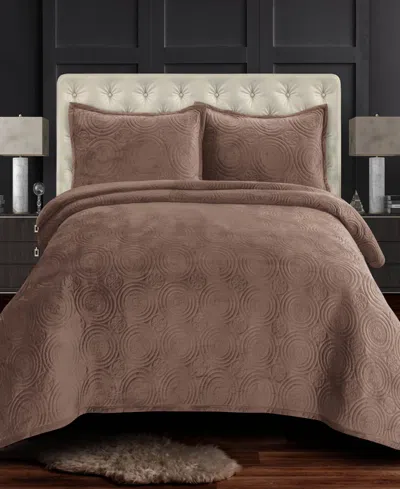 Tribeca Living Capri Medallion Velvet Oversized Solid 3 Piece Quilt Set, Queen In Brown