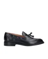 Tricker's Black Calf Leather Moccasin With Decorative Tassel In Black
