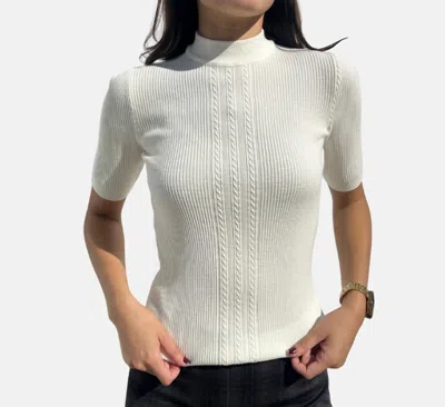Tricot Chic Short Sleeve Cable Knit Top In Cream In White