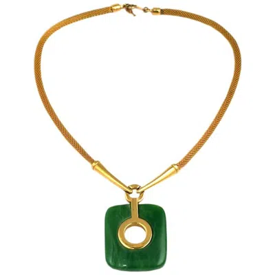 Pre-owned Trifari Bakelite Pendant Necklace In Brown