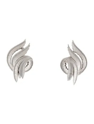 Pre-owned Trifari Clip-on Earrings In Multicolor