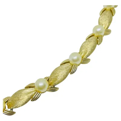 Pre-owned Trifari Crown Signed Gold Tone Pearl Designer Bracelet In Multi