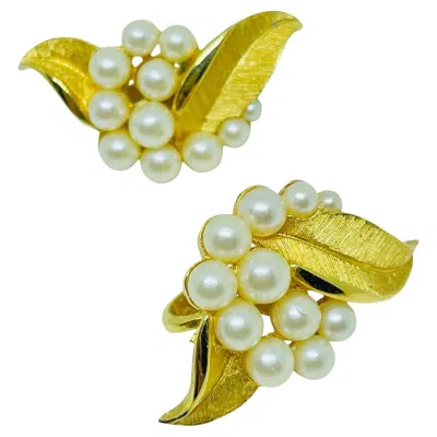 Pre-owned Trifari Crown Signed Vintage Gold Tone Pearl Designer Clip Earrings In Multi