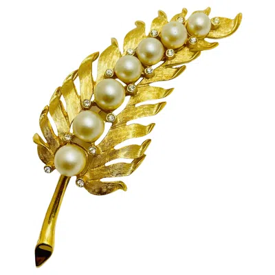 Pre-owned Trifari Crown Vintage Sugned Leaf Gold Rhinestone Pearls Designer Brooch In Multi