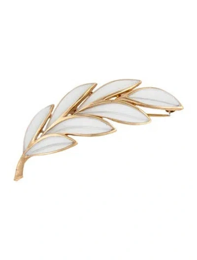 Pre-owned Trifari Enamel Leaf Pin Brooch In White