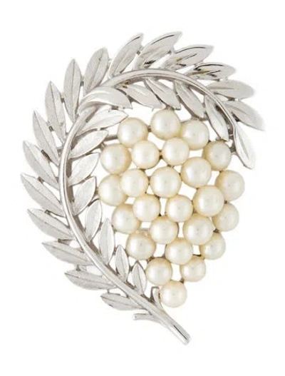 Pre-owned Trifari Faux Pearl Brooch In White