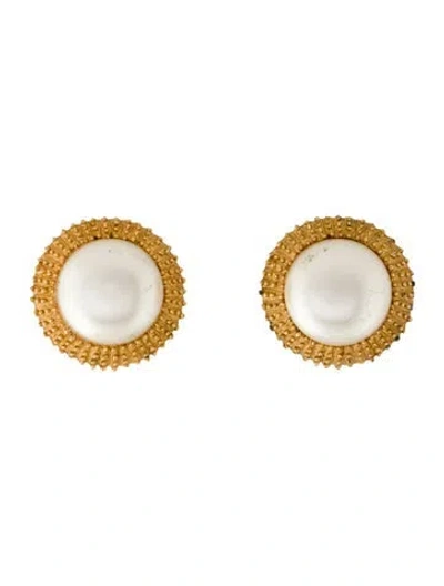 Pre-owned Trifari Faux Pearl Clip-on Earrings In Multicolor