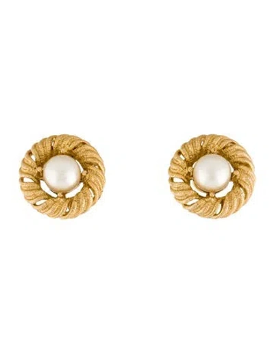 Pre-owned Trifari Faux Pearl Clip-on Earrings In White