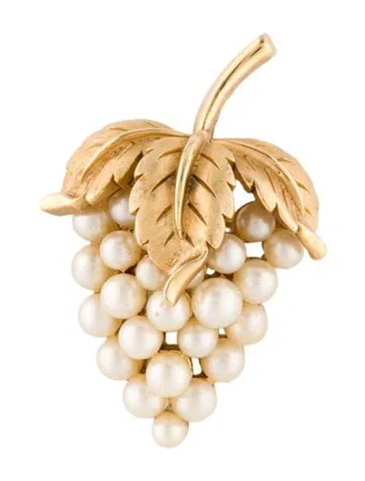 Pre-owned Trifari Faux Pearl Grape Brooch In White