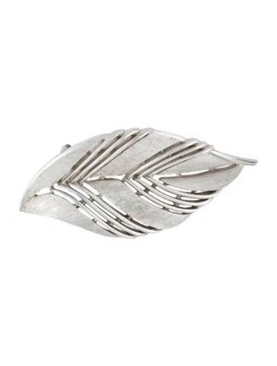 Pre-owned Trifari Leaf Pin Brooch In Multicolor