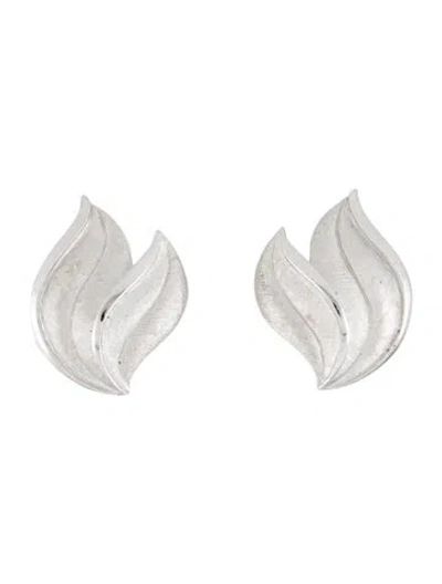 Pre-owned Trifari Textured Leaf Clip-on Earrings In Silver
