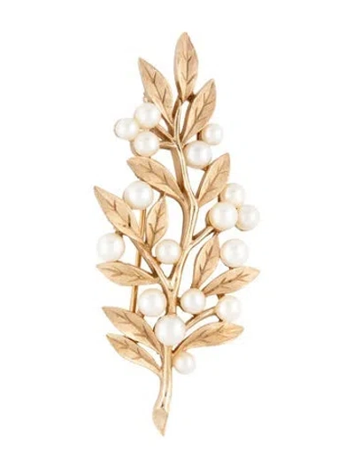 Pre-owned Trifari Vintage Faux Pearl Pin Brooch In White