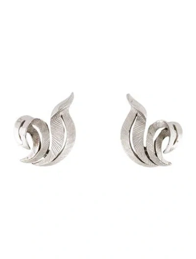 Pre-owned Trifari Vintage Leaf Clip-on Earrings In Multi